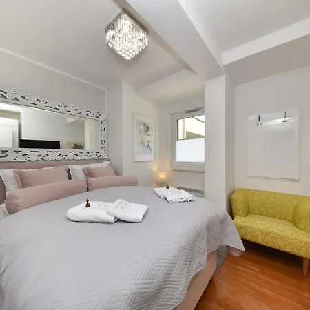 Apartment Mm Luxury Diamond & Silver Zadar