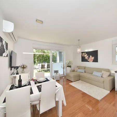 Mm Luxury Diamond & Silver Apartment Zadar