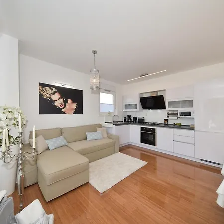 Apartment Mm Luxury Diamond & Silver Zadar