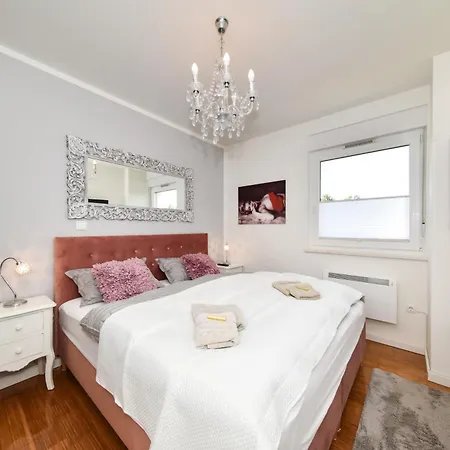 Mm Luxury Diamond & Silver * Zadar