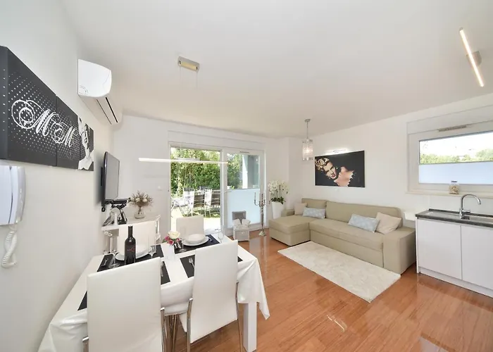 Mm Luxury Diamond & Silver Apartmán Zadar