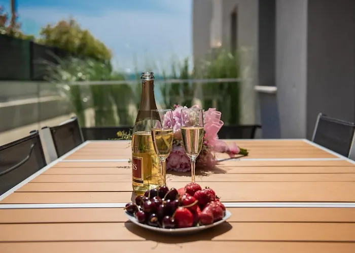 Mm Luxury Diamond & Silver *