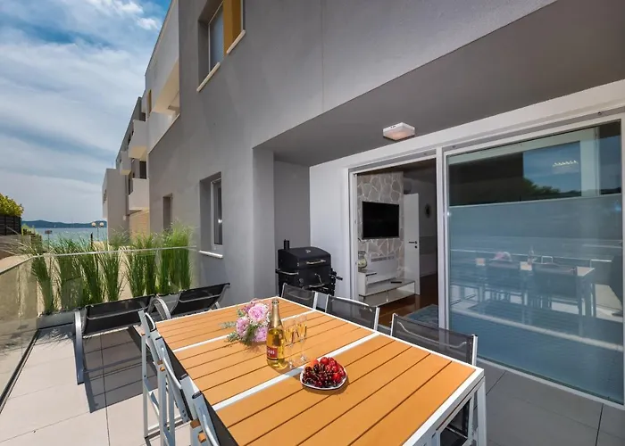 Mm Luxury Diamond & Silver