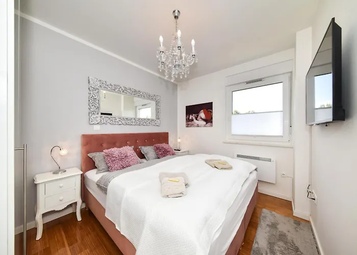 Mm Luxury Diamond & Silver * Zadar